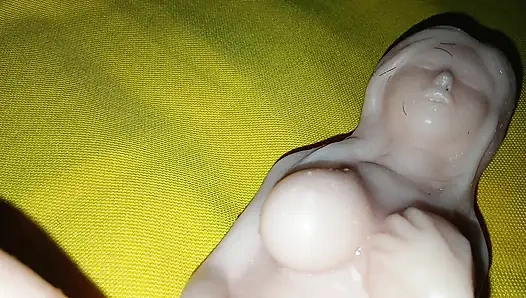 Cewek sange ini lagi asik mainin mainan seks ukuran 4k - solo doll experience