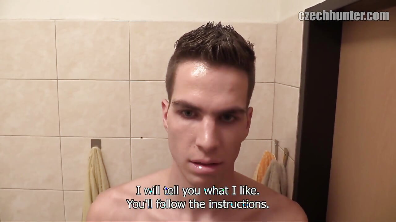Czech Hunter - Tall Teen Sprayers Bathr'oom Secret Huge Co'ck Dee'pthroated and Fucked While Roommate Rests Next Door