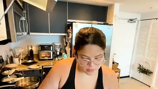 Dani Valentina ile canlı yayın
