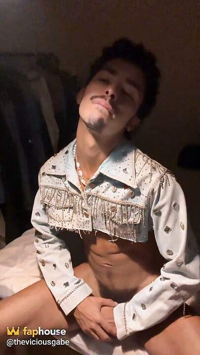 Showing off the Body with Clothes I Made