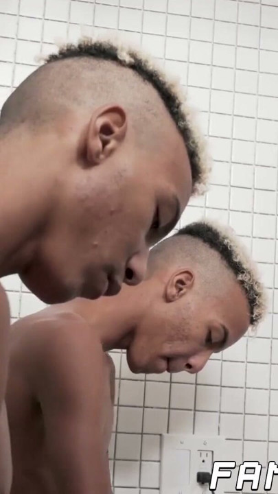 Black twink gets a haircut before jerk off session | Clip 1