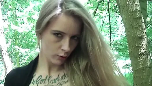 Was wird da an einem schönen heißen Sommertag Melodie Vergnügen und Cheffie in den Wald gehen?