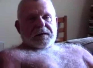 Hairy daddy bear cumming 2