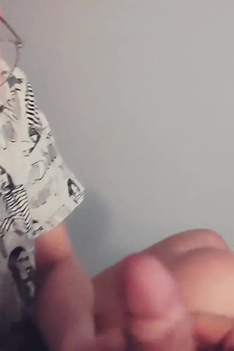 快速骑乘和射精大屁股反向女牛仔啪啪啪大量精液