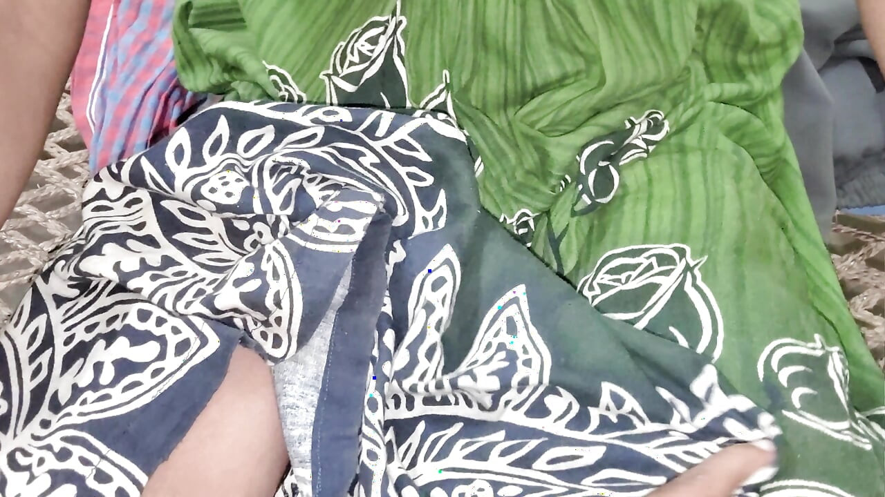 My Desi Village Bhabhi Want's to Do Sex With Me, Full Real Desi Sex Video