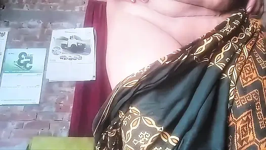 I'm very lonely, someone come and fuck me sex desi video banabo.