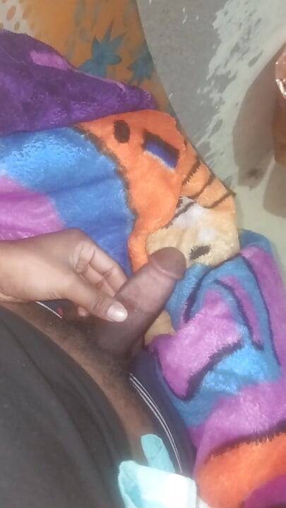 วันนี้ฉันมีความสุขมาก แต่ควยใหญ่ของฉันไม่มีความสุข