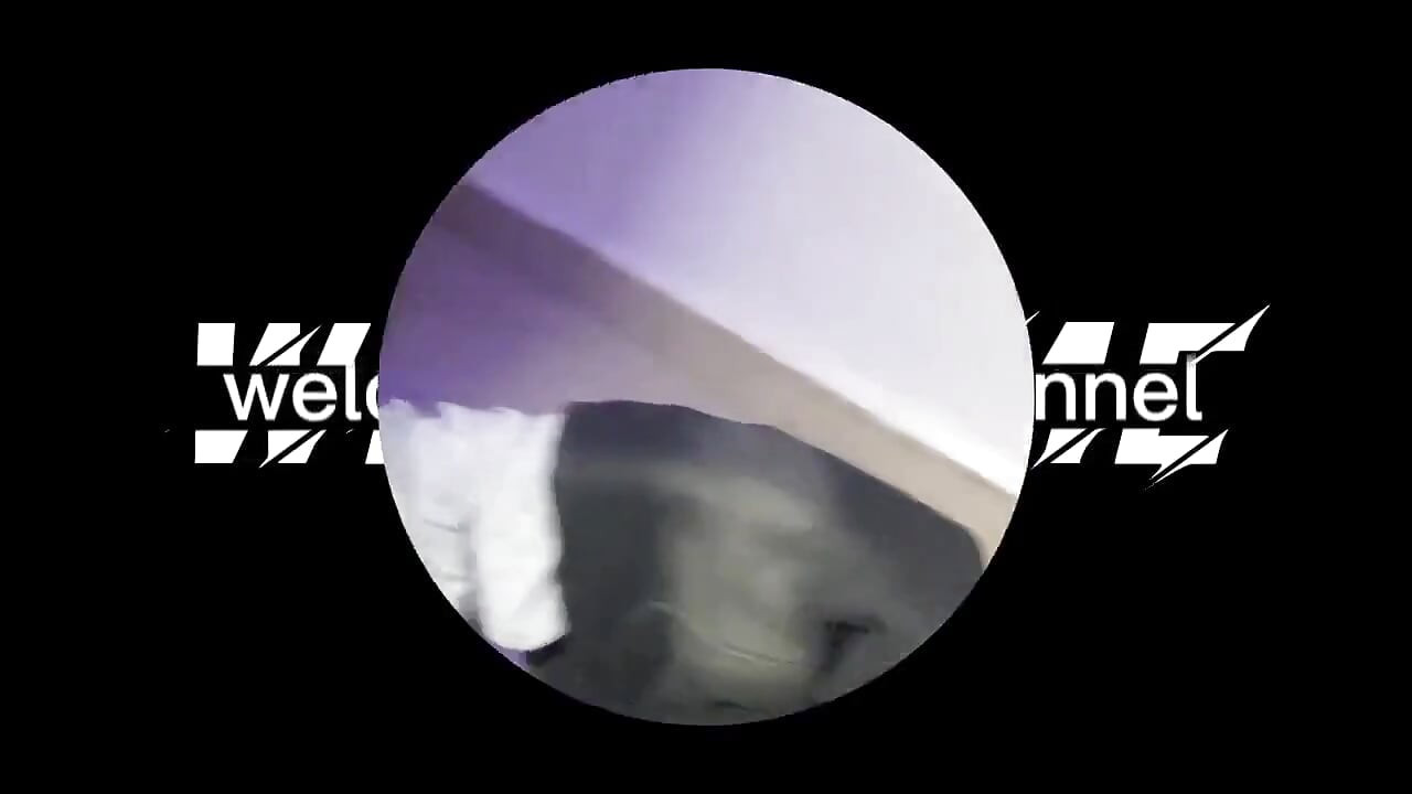 Filling up the Hoodgirl Tight Pussy When She Came to Charge Her Phone