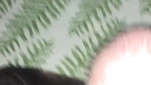 Анальный кримпай обратной наездницы скачут крупным планом