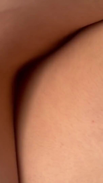 Betrayal with my wife's friend super ass and tight pussy that I had to splash my cum on her waist and empty my big cock. | Clip 1