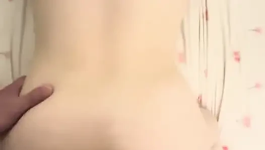 Chinesische stripperin hat einen perfekten arsch für mich, um doggystyle zu ficken