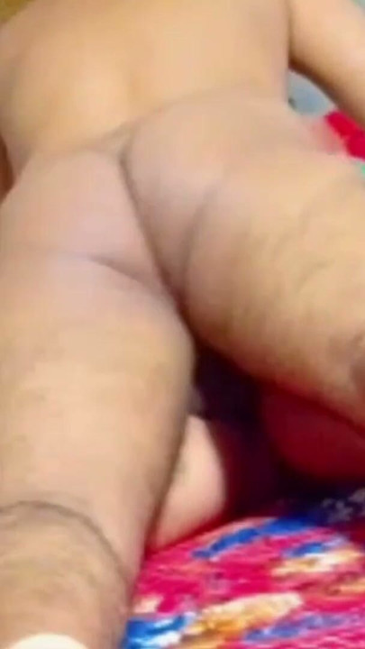 Parte 2 sono andato a casa di bhabhi durante le vacanze estive e mi diverto molto con il mio adorabile india… | Clip 1