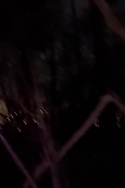 Nocna wędrówka i zdejmij większość moich ubrań