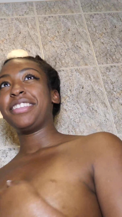 18岁新手黑人和切罗基混合 kokohontas