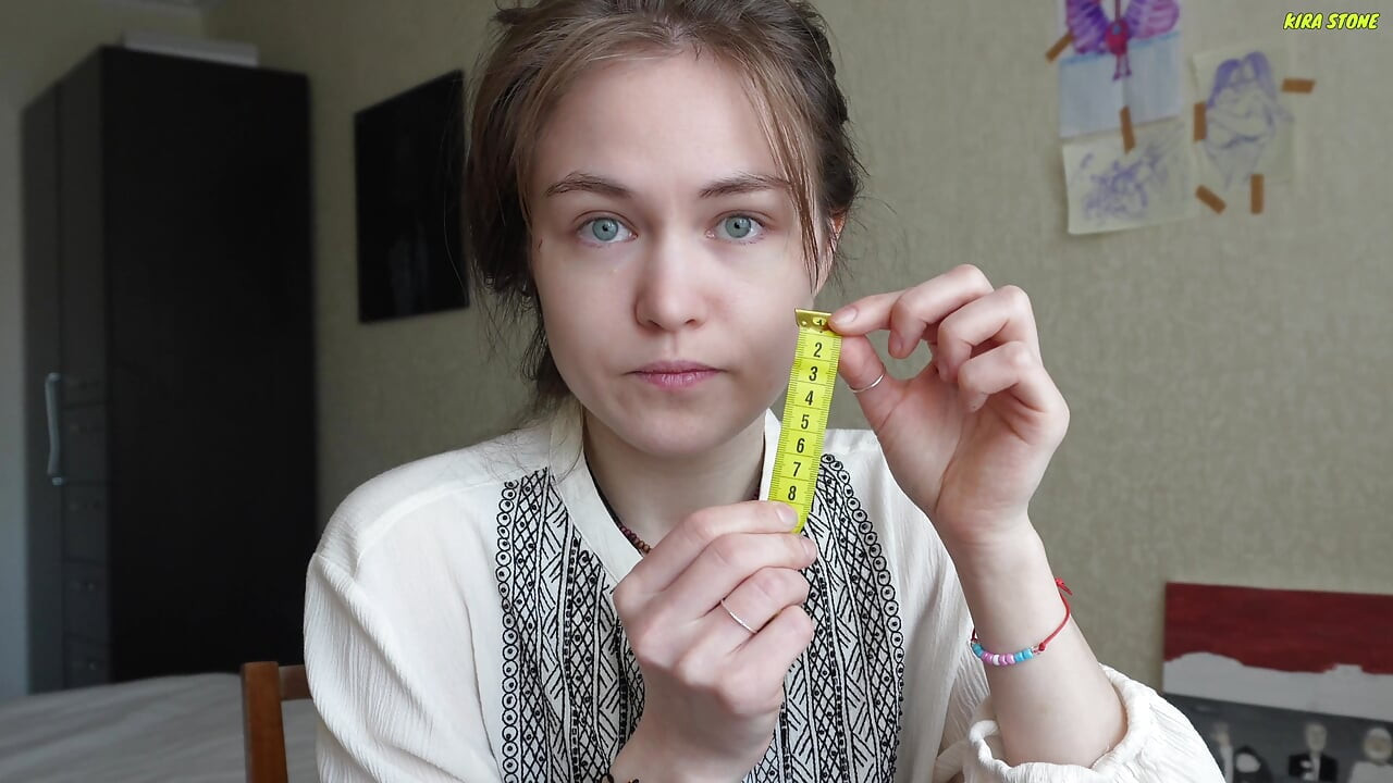 Iso vai pieni mulkku? Kumpaa Kira Stone pitää parempana? Miksi mulkut ovat niin suuria pornossa?