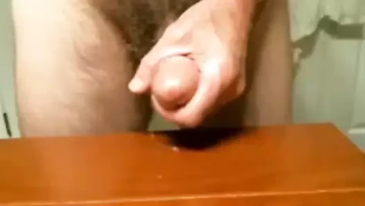 Olgun adam boşalan üzerinde the tablo