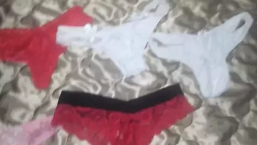 Fazendo uma visita na casa da minha amiga casada.