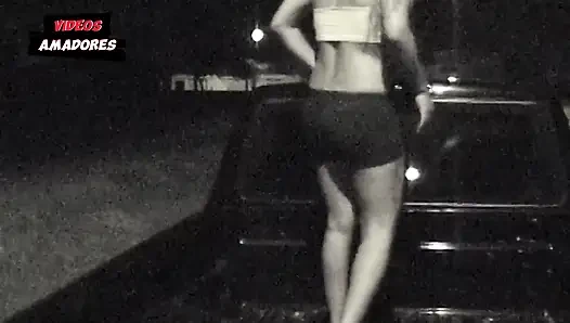 I Made the Cuckold's Wife Get Naked in Public