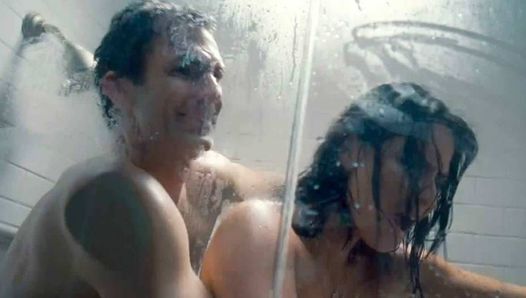 Olivia Munn seks onder de douche en feest op Scandalplanetcom