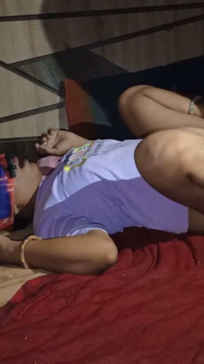 desi bhabhi ne squirt se devar ko nehla diya chudai ke waqt Hindi HD video sex | Clip 1