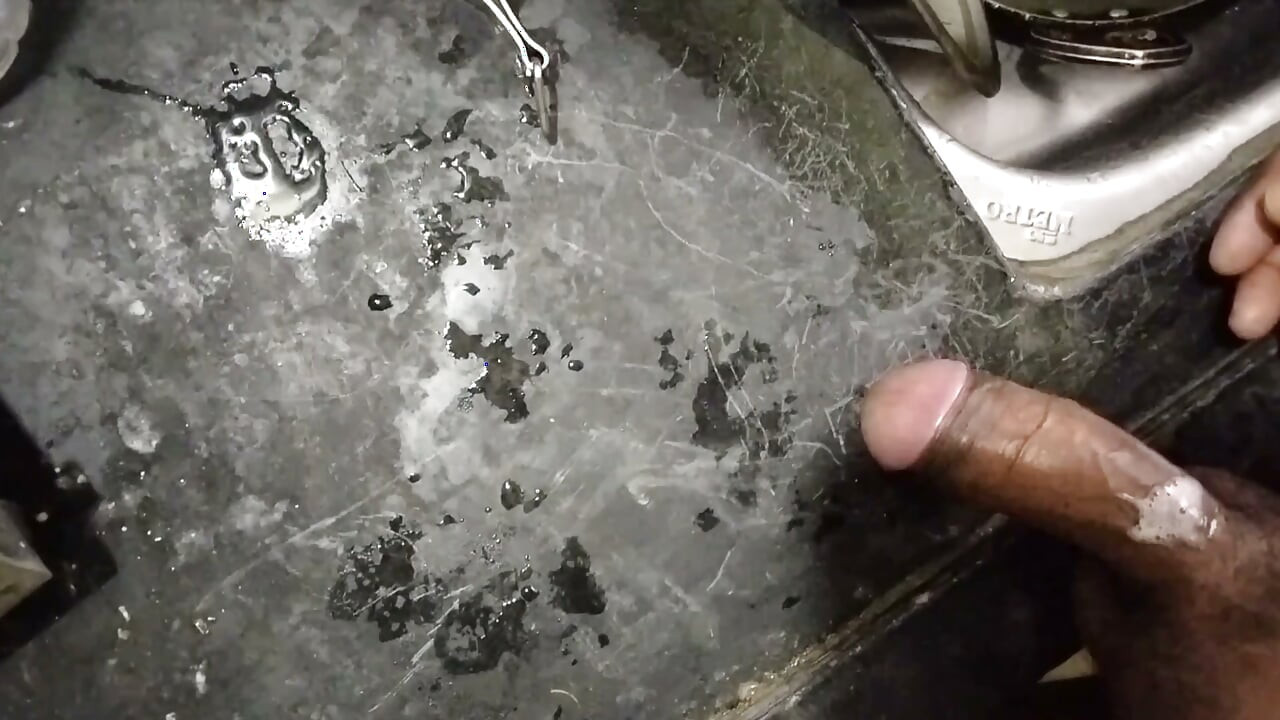 আজ আমি মুঠিয়া মেরে কাজ চালিয়েছি