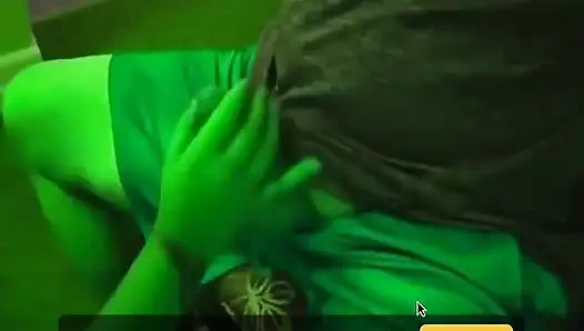 Kassie Kay bir yabancıyı cezalandırıyor