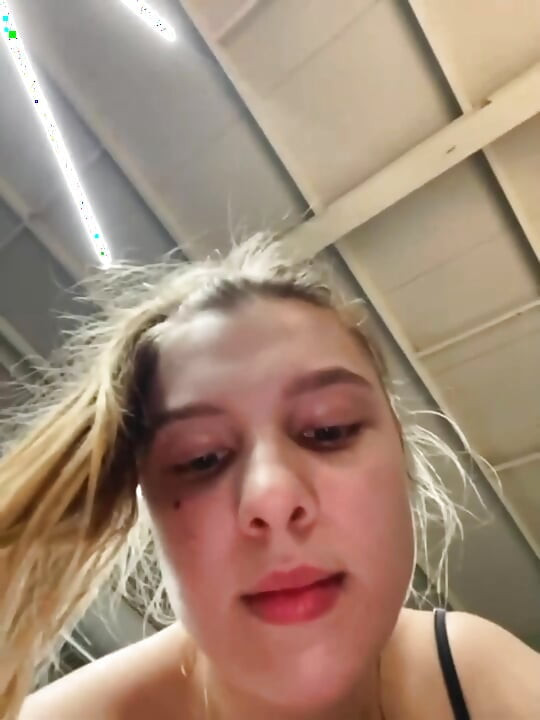 Bbw sexy girl jucielussie training in the gym