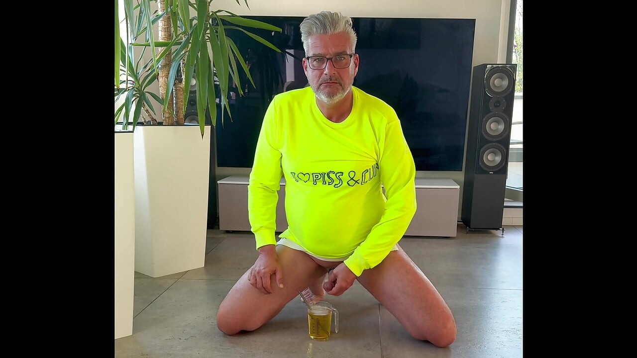 Piss, jerk, cum, swallow the mix again