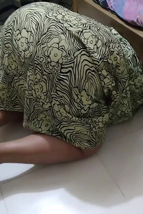 Egyptian Stepmom Gets Stuck Under Bed While Cleaning Stepson's Room Then Stepson Fucks Her Ass