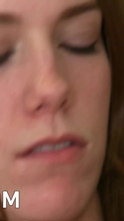 Natural brunette USA teen 18 y.o. masturbating her hairy pussy
