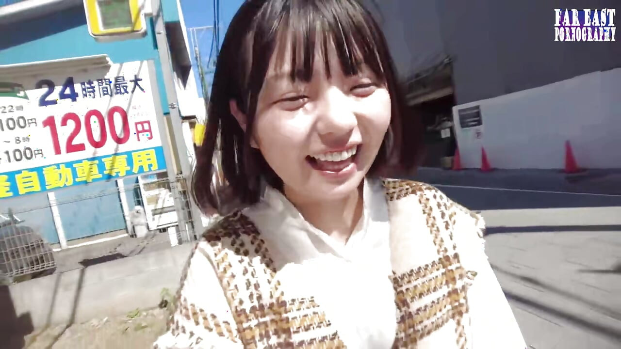 Întâlnire cu tachinare de tren cu o drăguță scurtă savurând fiecare picătură caldă, partea 1