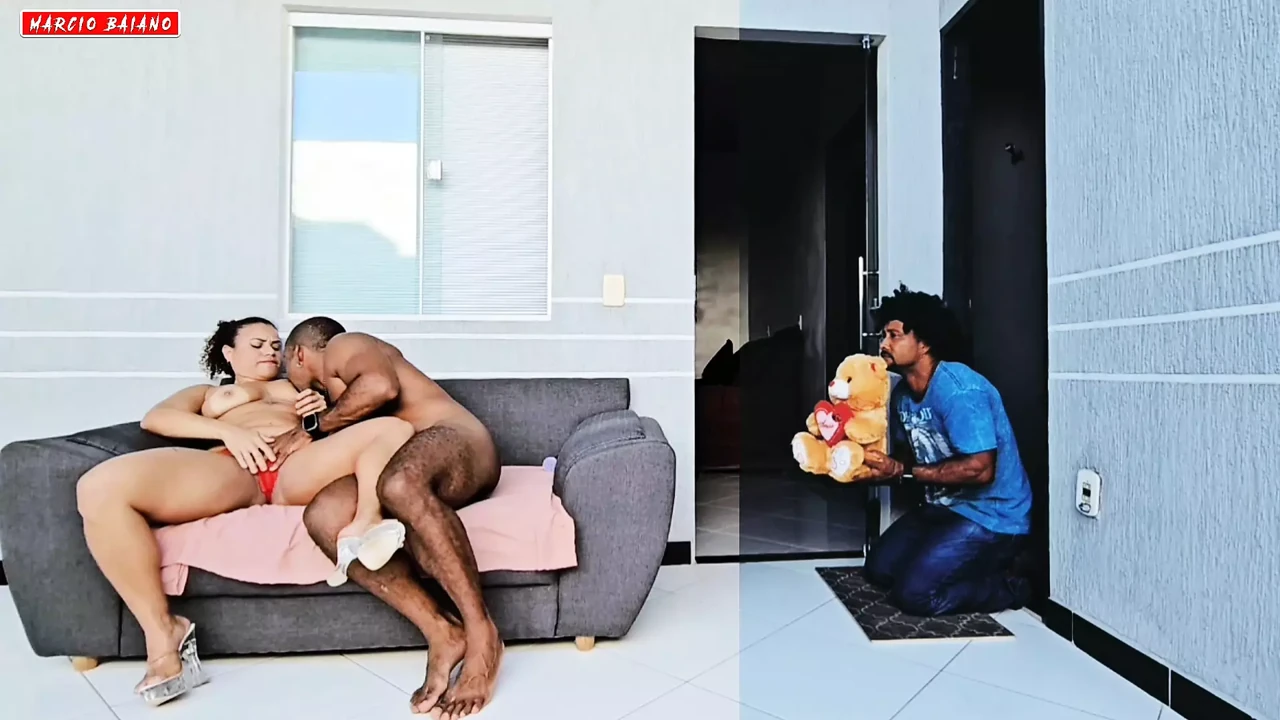 My silly boyfriend brought me a romantic gift and found me fucking on Valentine's Day I prefer a big cock in the ass