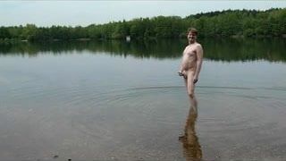 Branlette dans un lac
