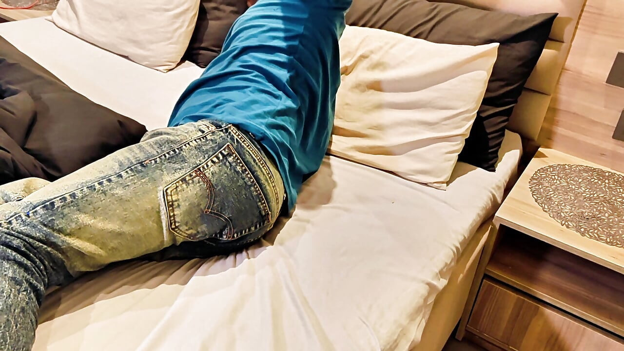 desi hot sexy Stepmom Wants to Loose Her Stepson Verginity. Hindi Roleplay.
