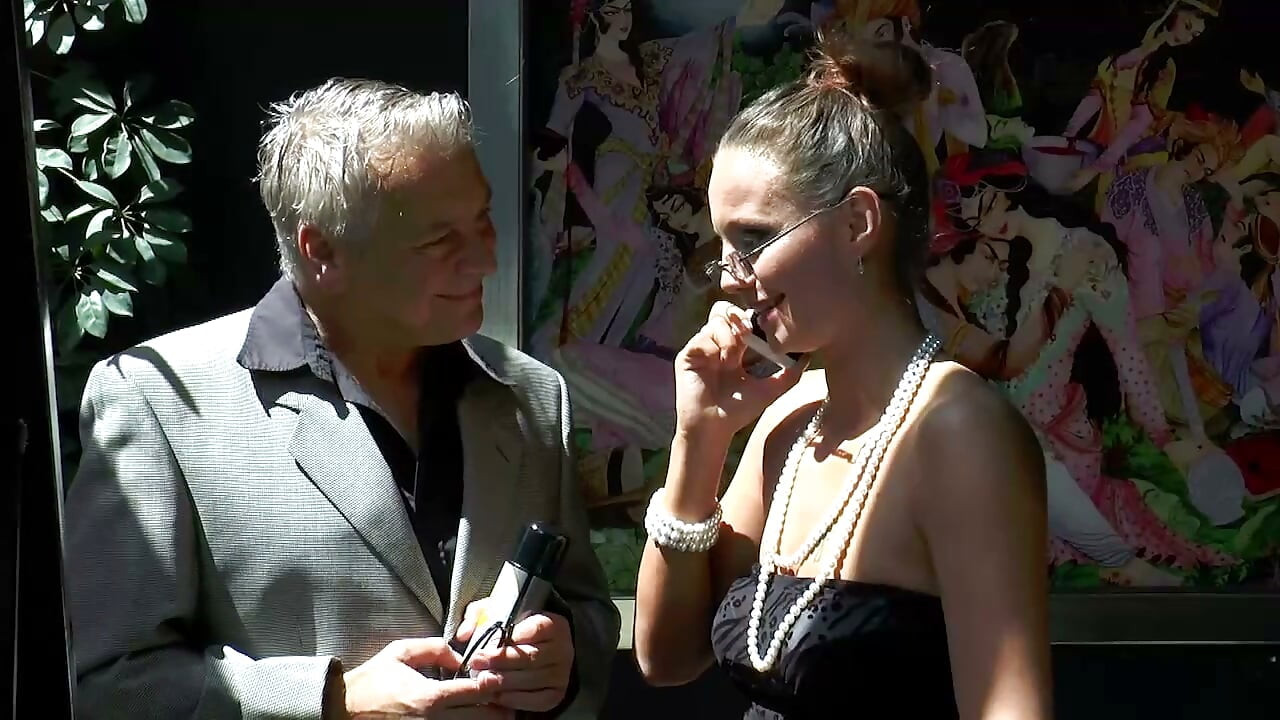 La segretaria Miss Schmitt - (film completo)