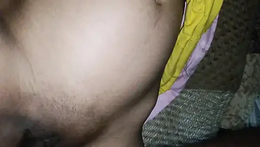 Porosi bhabi raat pe agiya chudai keliye
