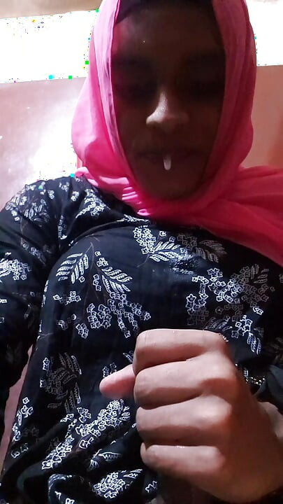 Desi shemale masterbation