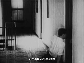 Ebeveynlerin yatak odası seks için mükemmel bir yerdir (1930&#39;lar vintage)