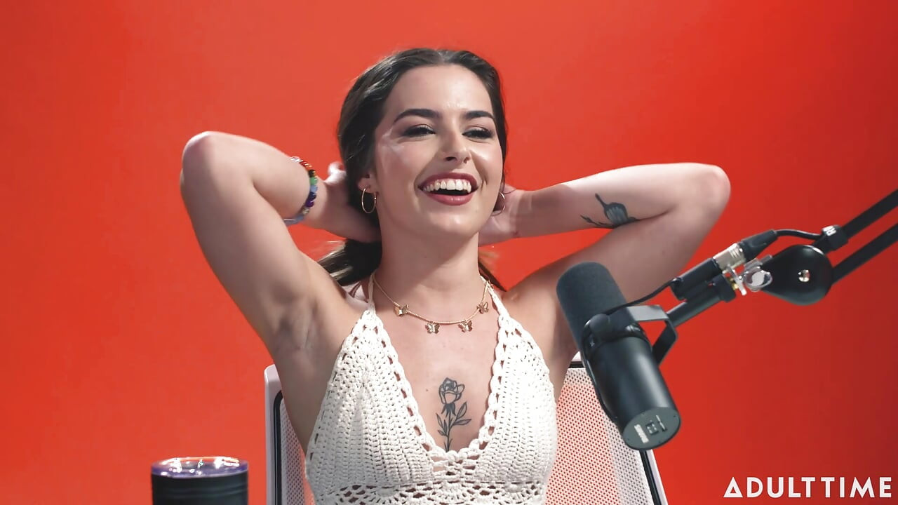 Chanel Camryn - королева колчан | Время для взрослых, подкаст