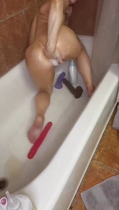 Shower Throat/anal Training