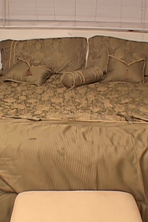 BBC tuče zrelu kurvinsku pičku koja curi do Ahegao blaženstva