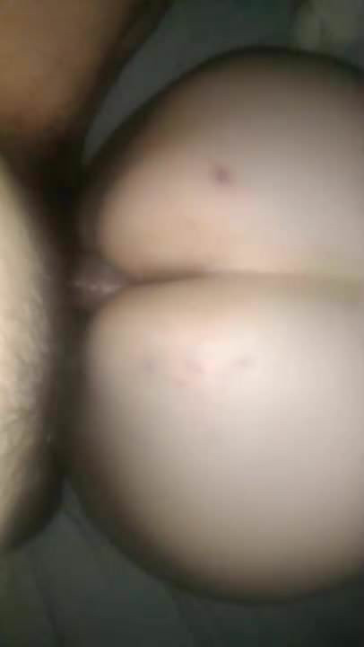 Rica cojida de perrito con carmina