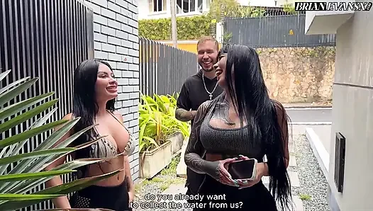 Sokakta tanıştığım iki büyük memeli Kolombiyalı kadınla üçlü seks - alejandra palacios ve sthefycupcake