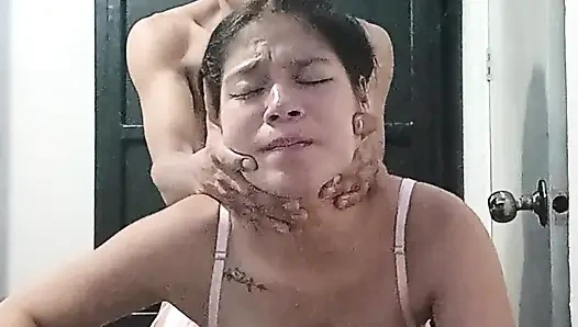 Ngentot siswi semok kaya raya, pantat montok suka banget aku jilat pantatnya