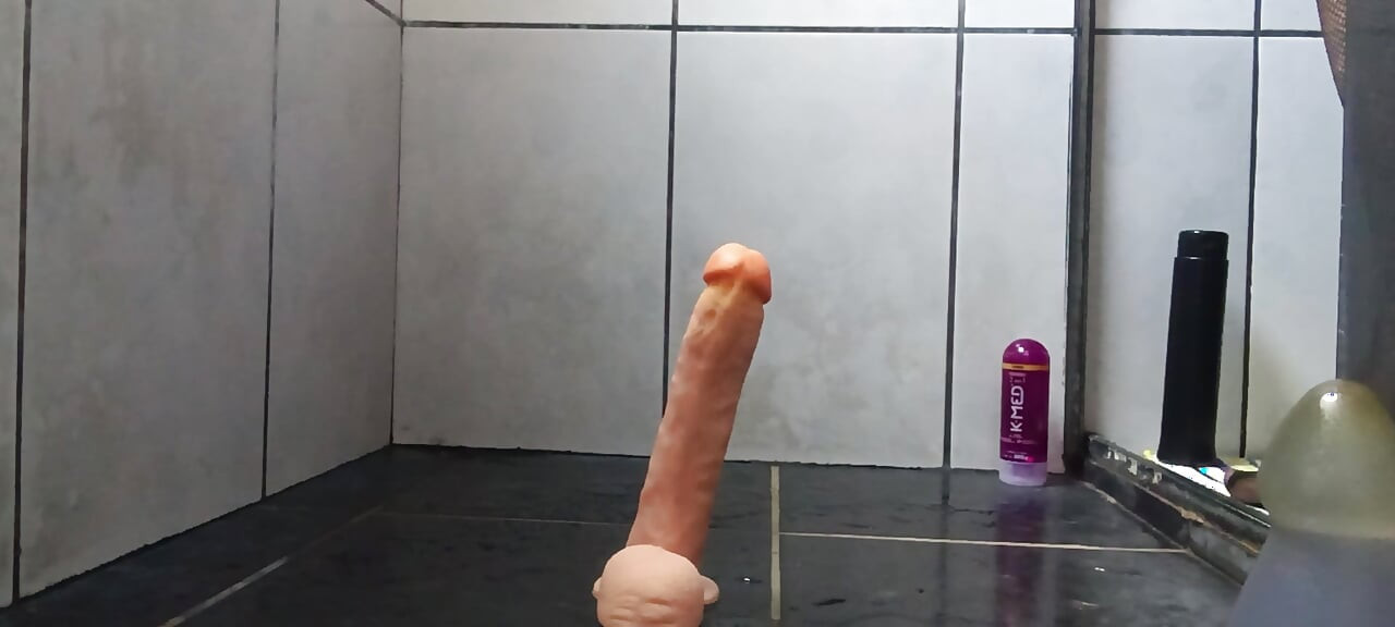 Cumming without hands, just manipulating the prostate very tasty