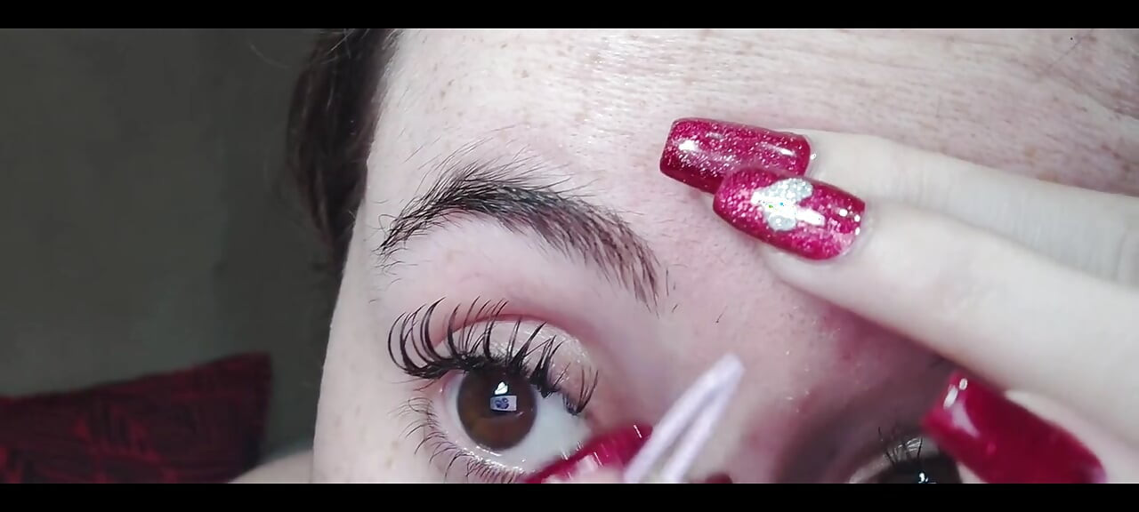 Tweezing My Eyebrows Close up