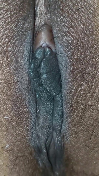 Bhabhi ki ko school jate samaye raste me baat kar ke garm kar diya | Clip 1