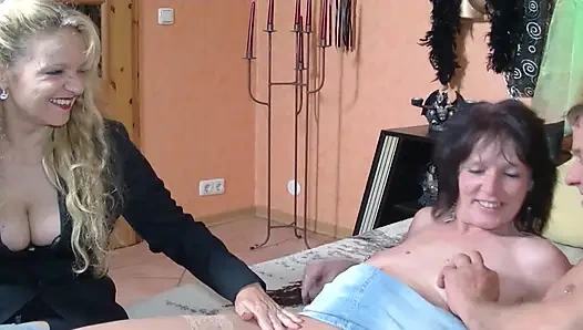 Mature German hoes sharing big dick in hot threesome