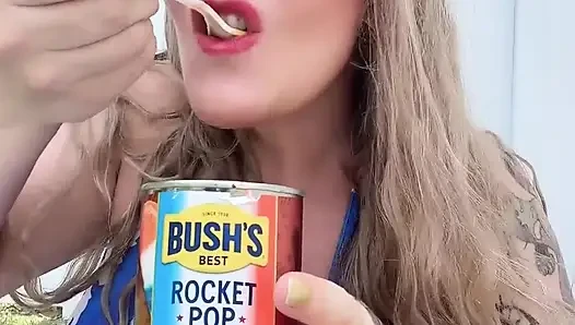 Kırmızı, beyaz ve foodie regret ile dolu