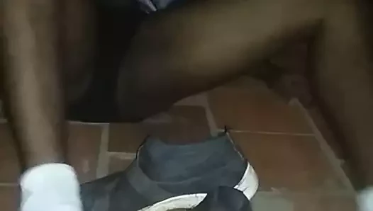 Nike eşcinsel handjob